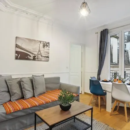 Modern Flat In - Heart Of Xvieme Апартаменты *